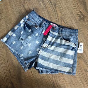 Refuge boyfriend American flag shorts